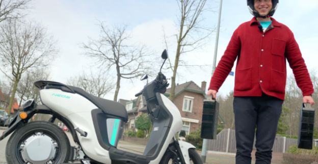 E-scooter Yamaha rijdt heerlijk, maar voelt niet up-to-date