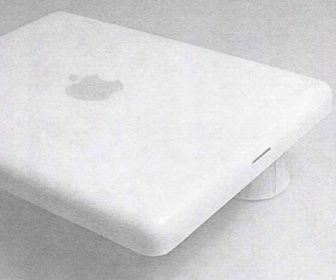De iPad was in het jaar 2000 nog dik en van plastic