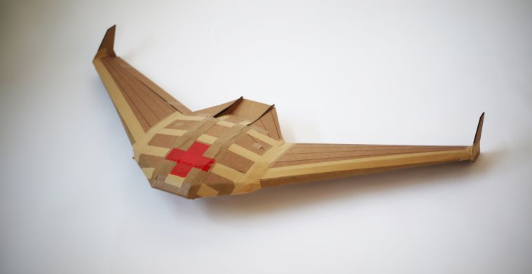 Drone van karton kan medicijnen bezorgen