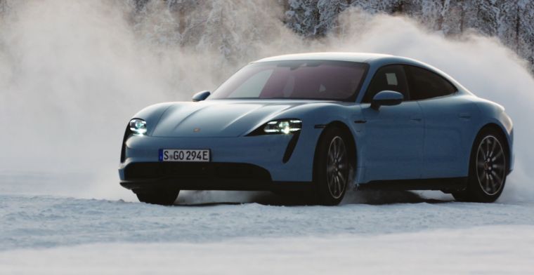 Getest: de elektrische Porsche Taycan op de Noordpool
