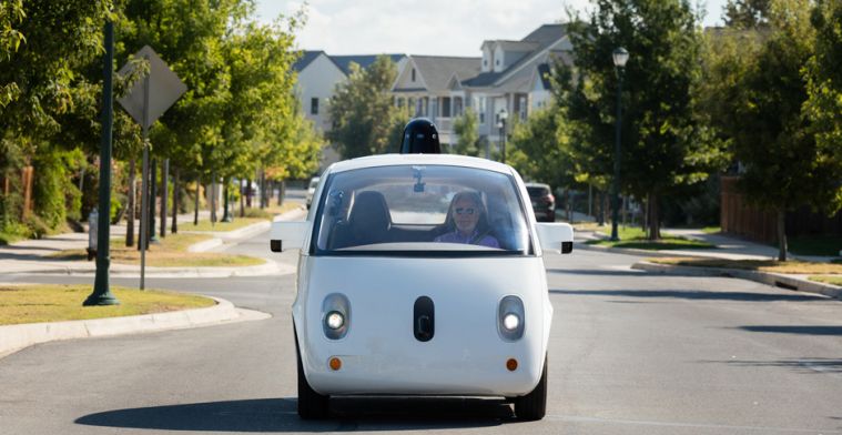 Google-zuster: 'Hype rond zelfrijdende auto is overtrokken'