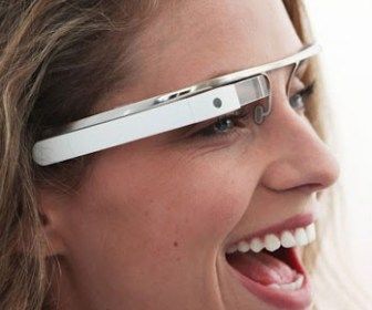 Google Glass eind 2013 te koop en werkt ook met iPhone