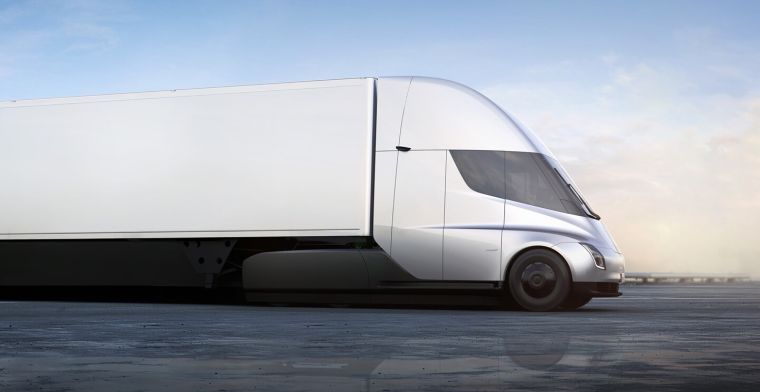 'Tesla start productie elektrische vrachtwagen Tesla Semi'