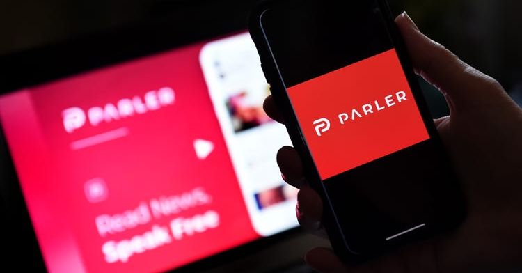 Topman Parler: app komt mogelijk niet meer terug