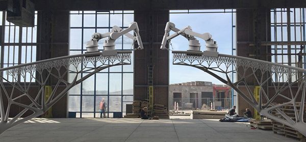 Robots gaan metalen brug printen voor Amsterdamse gracht