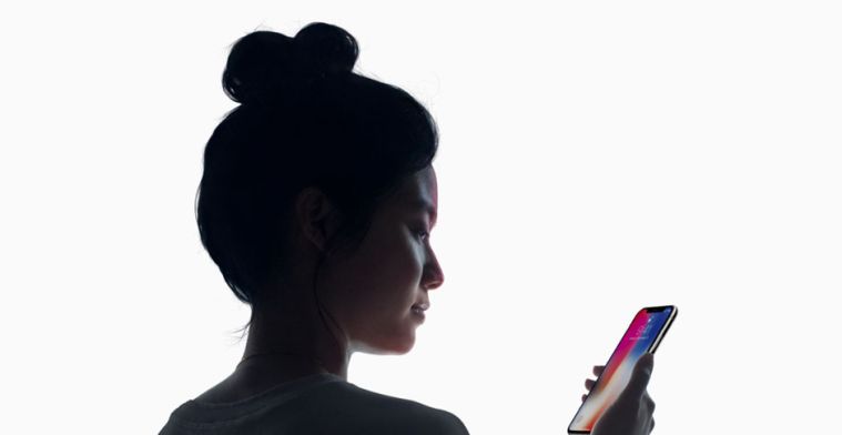'iPhones krijgen in 2020 weer vingerscan maar Face ID blijft'