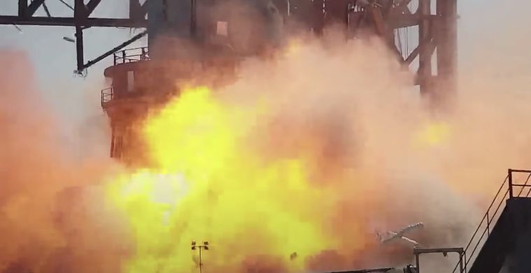 Deel raket SpaceX ontploft bij test: grote vuurbal