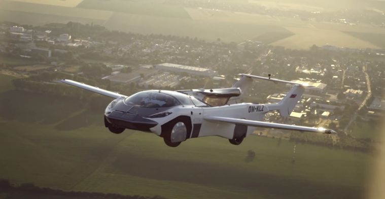 Vliegende personenauto maakt eerste succesvolle testvlucht