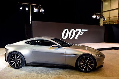 James Bond rijdt deze Aston Martin in de komende film