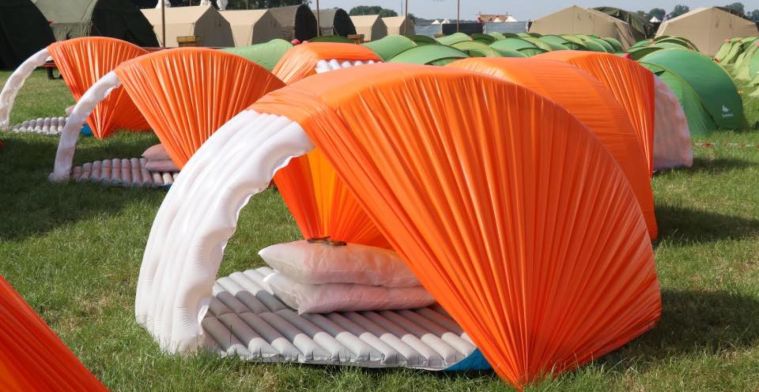 Festivaltent Tucky is tent en luchtbed in één