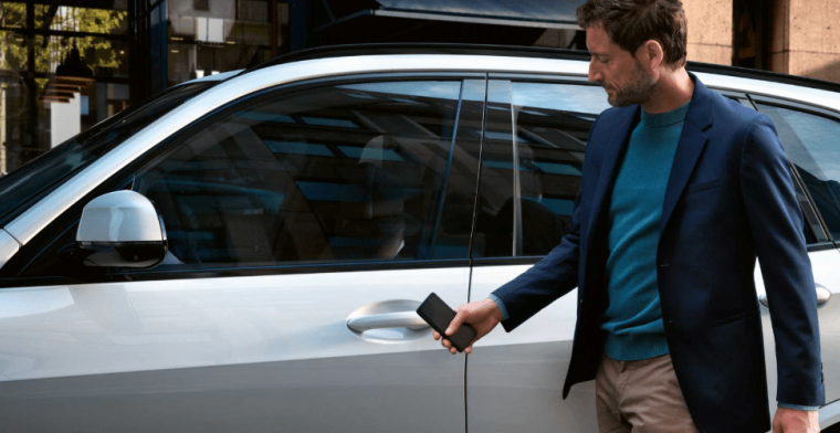 'Apple werkt met BMW aan iPhone als autosleutel'