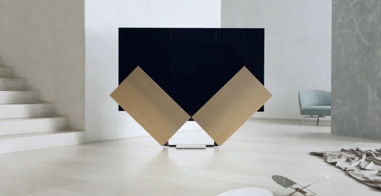 Deze nieuwe oled-tv heeft uitklappende speakers