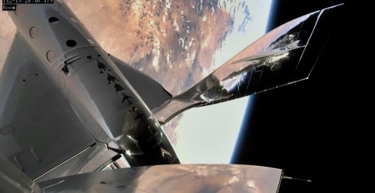Virgin Galactic mag toeristen naar de ruimte vliegen