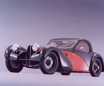 Bugatti van 3 miljoen euro in schuur gevonden