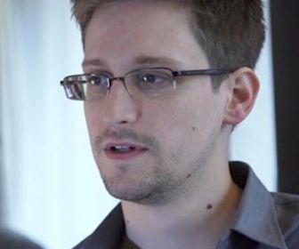 Snowden mag een jaar in Rusland blijven