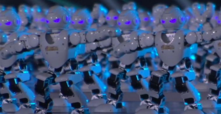 Video: 540 dansende robots luiden Chinees Nieuwjaar in