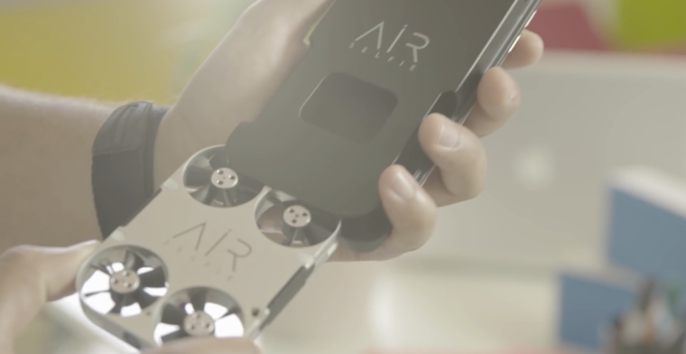 Deze selfie-drone is kleiner dan je telefoon