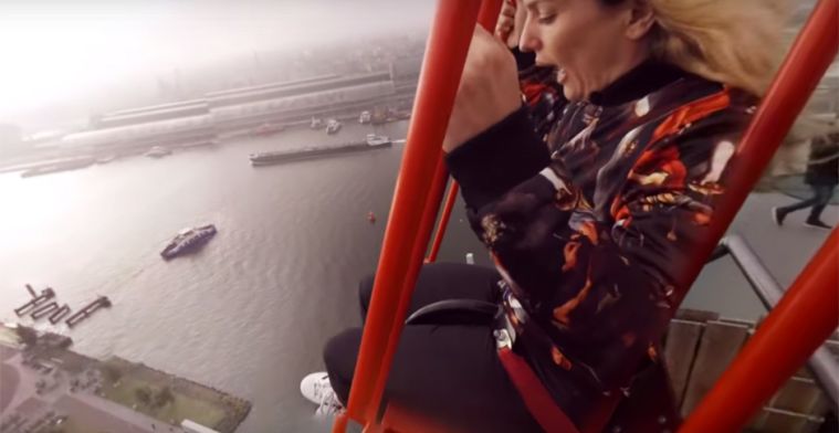 VR-video: schommelen bovenop de Adam Toren