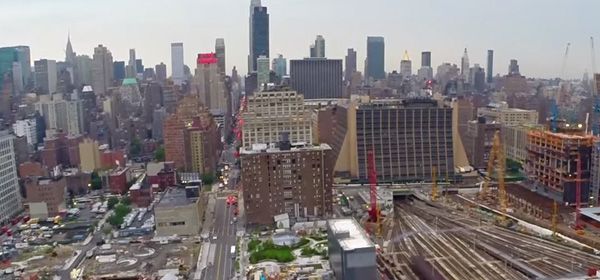 Video: drone filmt New York 