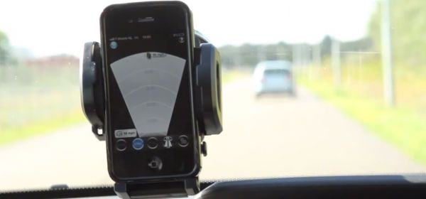 Nederlandse radarmodule waarschuwt bestuurder via app
