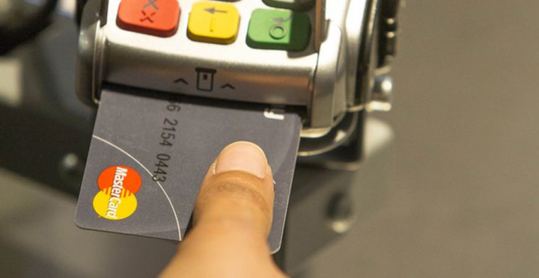 Mastercard stopt vingerafdrukscanner in creditcard