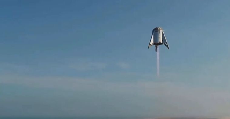 Record SpaceX: prototyperaket bereikt 150 meter bij zweeftest