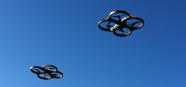 Laat je drone andere drones hacken