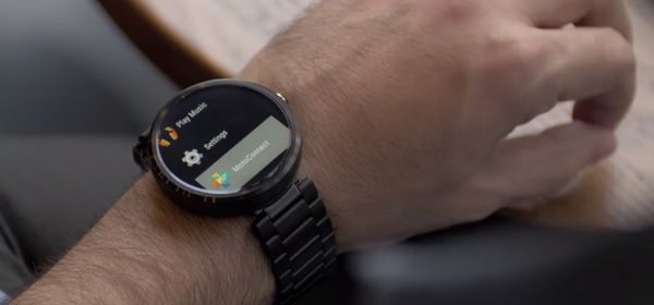 Clipje laat je je smartwatch met gebaren bedienen