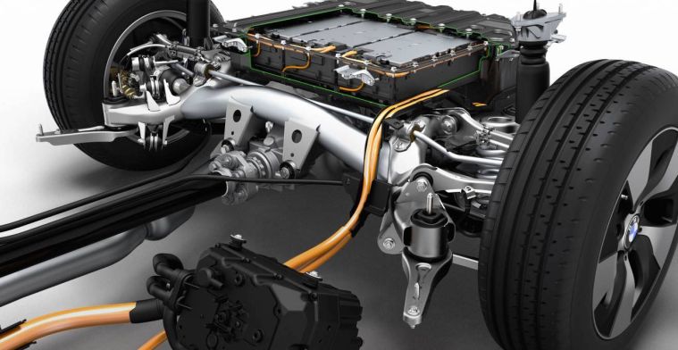 Nieuwe Toyota-accu voor elektrische auto's laadt in paar minuten op
