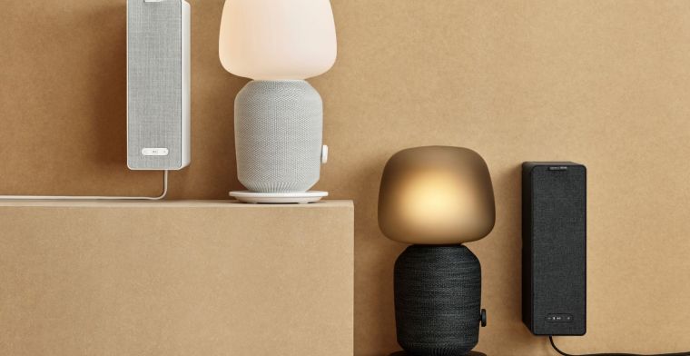 Ikea's eerste Sonos-speakers zijn ook tafellamp en boekenplank
