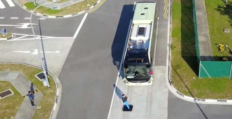 Volvo test 'eerste zelfrijdende elektrische touringcar'