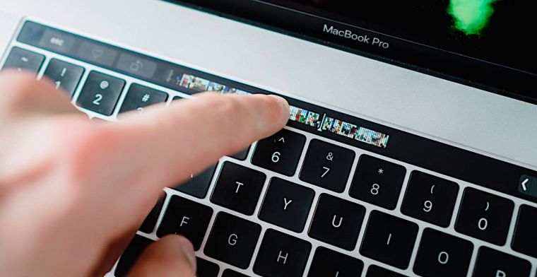 MacBook Pro met Touch Bar verboden bij examens in VS