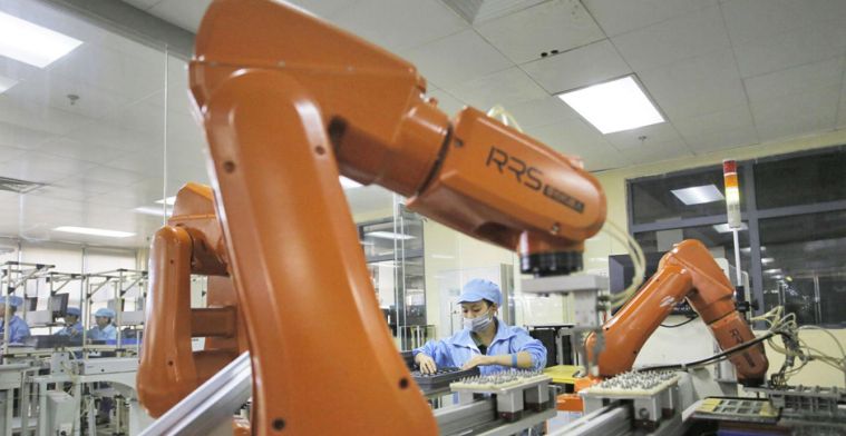 Robots nemen iPhone-productie over: 60.000 banen weg