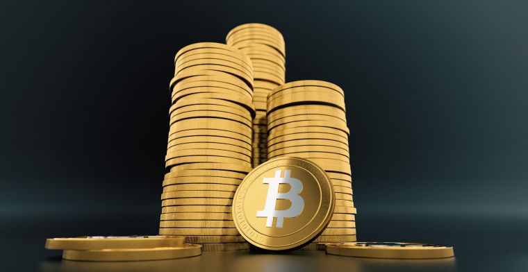 Koers Bitcoin weer boven 8000 dollar
