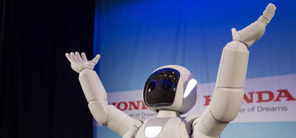Robot Asimo is nu menselijker dan ooit