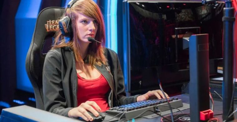 Eerste vrouw in League of Legends-toernooi overleden (24)
