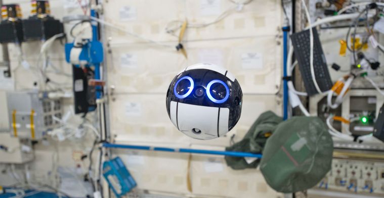 Deze schattige cameradrone helpt astronauten ISS