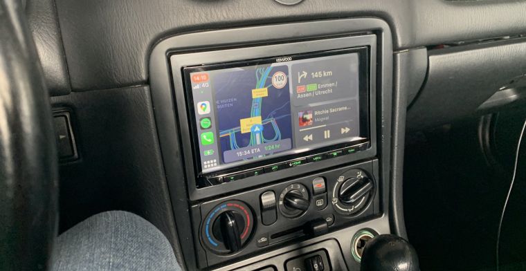 Geen Apple CarPlay of Android Auto in je auto? Zo fix je dat