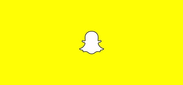 Bizar: tiener verstuurt Snapchat-selfie met lijk