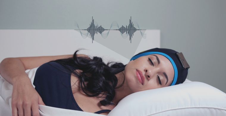 High-tech slaapmuts brengt je brein in rustmodus