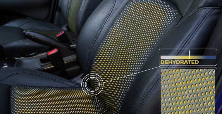 Nissan en Droog maken autostoel die zweet meet