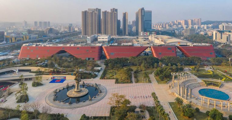 Architectuur: Mecanoo's grote rode kolos in China
