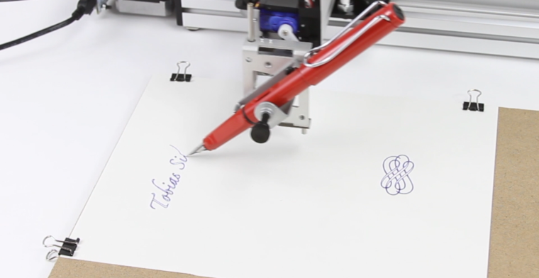 Video: Robot kan kerstkaarten schrijven