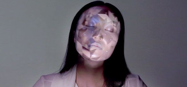 Video: Virtuele make-up ziet er waanzinnig uit