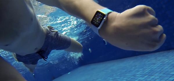 Video: hoe waterproof is de Apple Watch? Een eerste test
