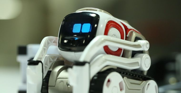 Robotje Cozmo maakt leren programmeren kinderspel