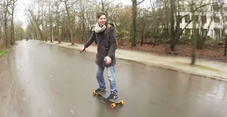Vlog: elektrisch longboarden doe je (ongeveer) zo