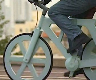 Een fiets van gerecycled karton is voor iedereen betaalbaar