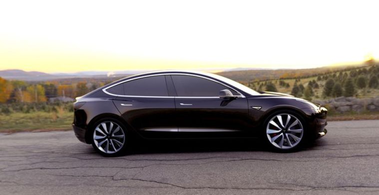 Tesla geeft meer details over Model 3 vrij