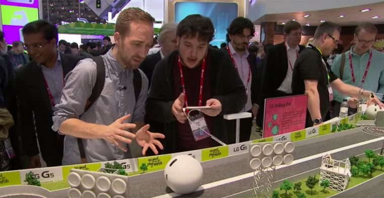 Video: LG-robotbal laat je op afstand met je kat spelen